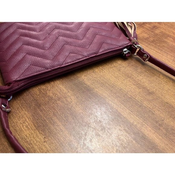 Burgundy Zigzag Chevron Quilted Crossbody Bag with Tassel - Picture 5 of 6